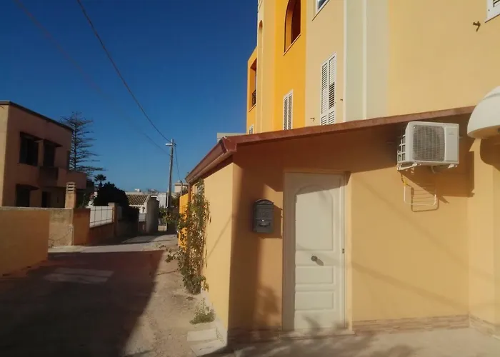 Full Comfort Flat West Sicily
